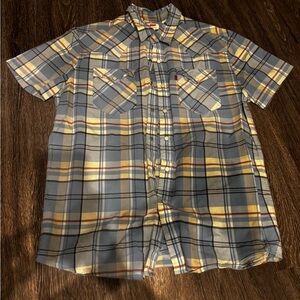 Levi shirt